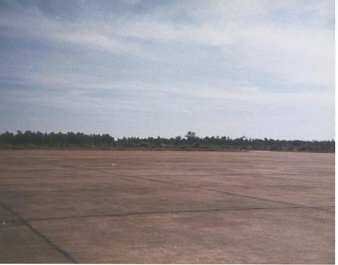 Flight line - right.jpg